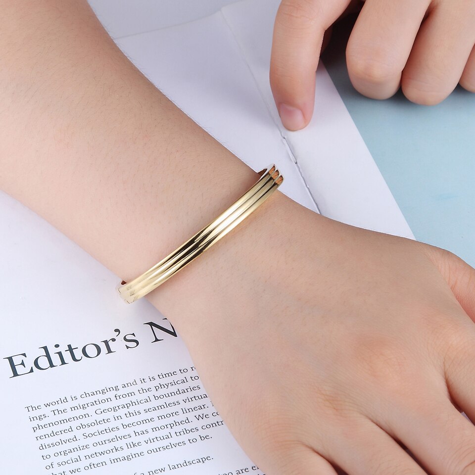 Top Vrouwen Armband Titanium Staal Rose Gouden Kleur Unieke Drie Zijden Ronde Bangle &amp; Armband Sieraden Bruiloft