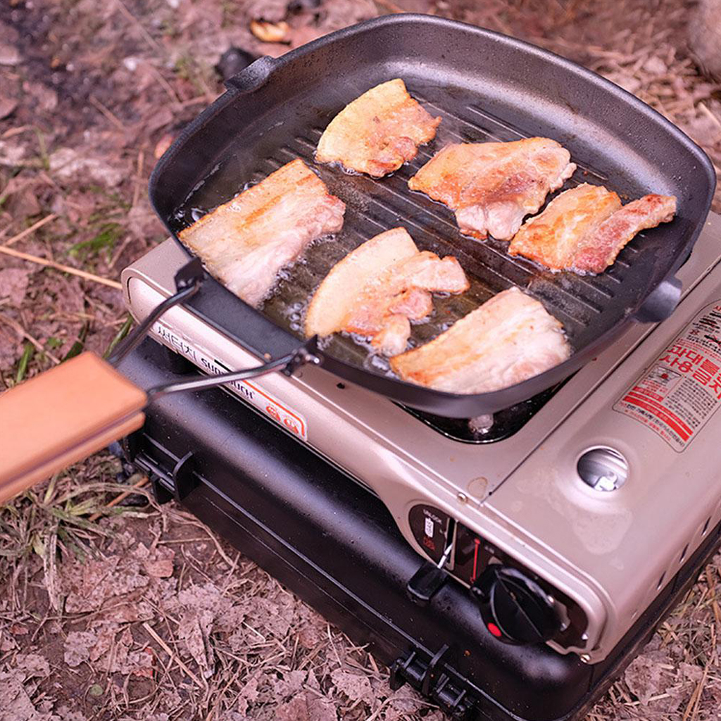 Non Sticky Iron Steak Frying Pan Folding Portable Square Grill Pan