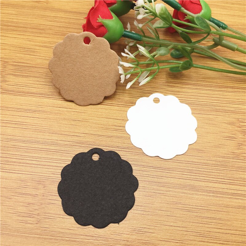 Bloem Vorm Kraftpapier Tag Geschenkdoos Decoratie Hang Tag Blank DIY Wedding Party Supplies Lege Verpakking Label 50 stks/partij