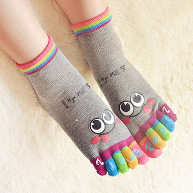 1 Pair Kids Ankle Socks Cotton Five Finger Sock Cartoon Girls Boys Toe Socks Chrismas for Children 13-16 Years Old