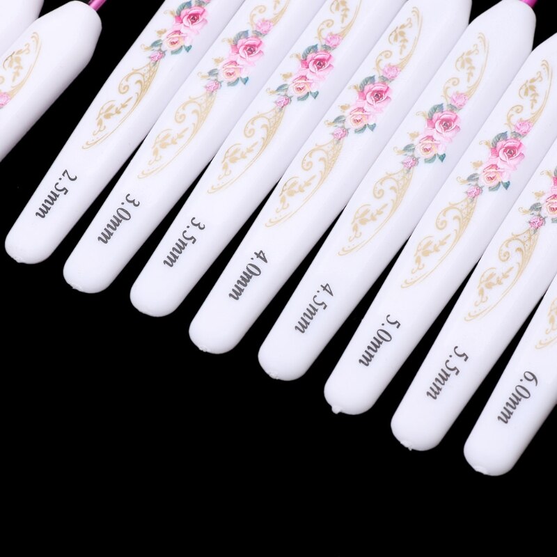8pcs Plastic Handle Floral Aluminium Crochet Hooks Knitting Needle Set Weaving