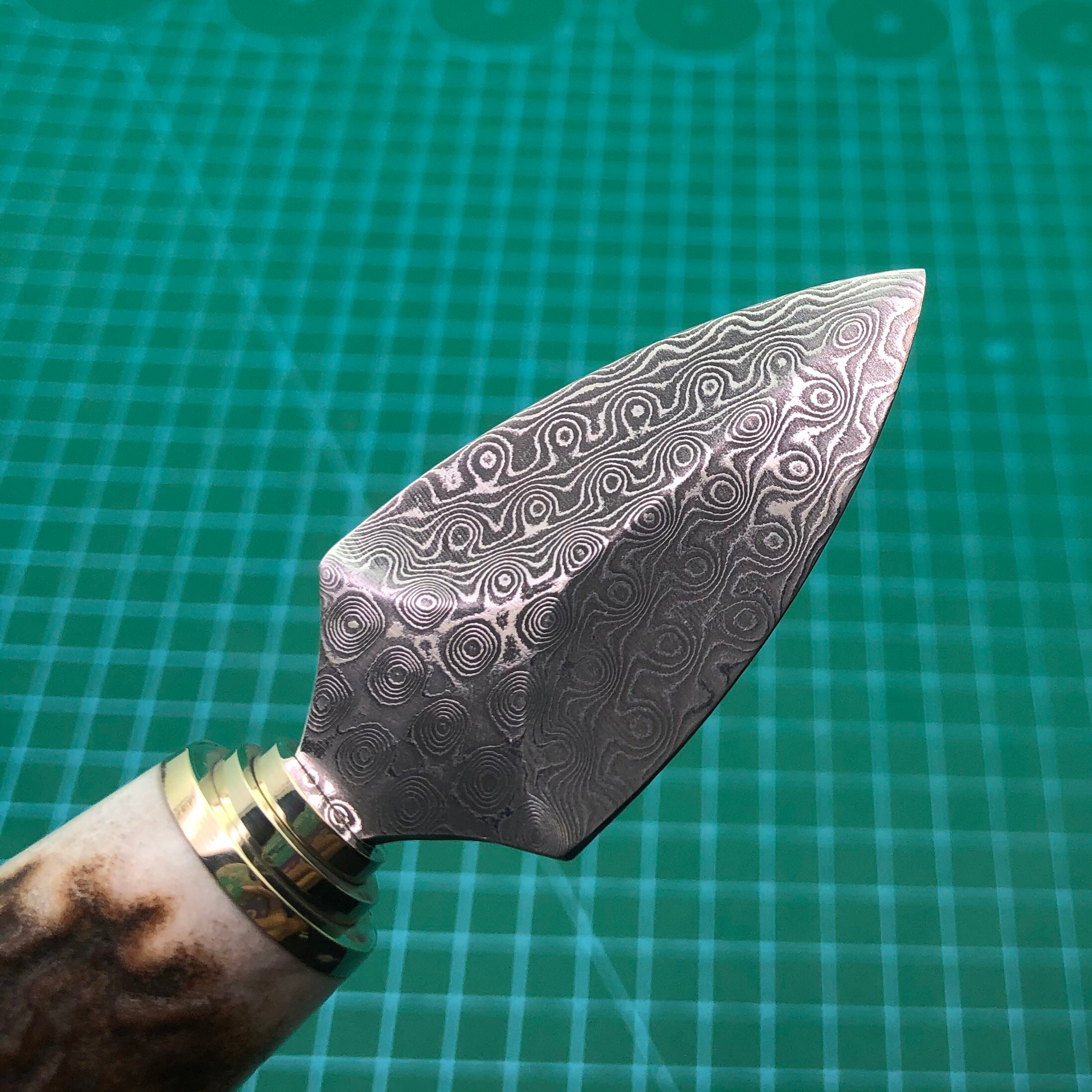 Hand-Made Damascus Steel Blade Antler Handle Handicraft Collection Tea Cone Accessories Knife