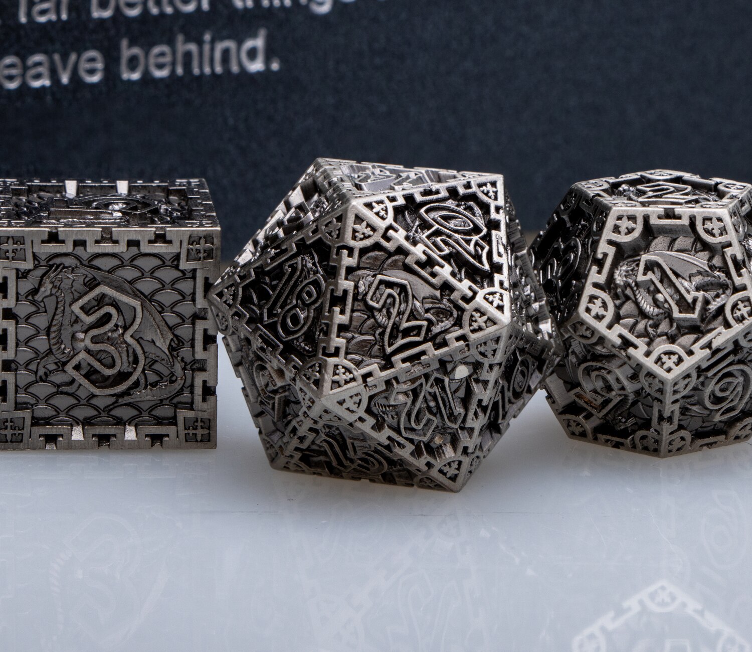 Set di dadi DND in metallo Set di dadi poliedrici per prigione e drago gioco di ruolo Set di dadi D &amp; D RPG D e D D20 D12 D10 D8 D6 D4 D %