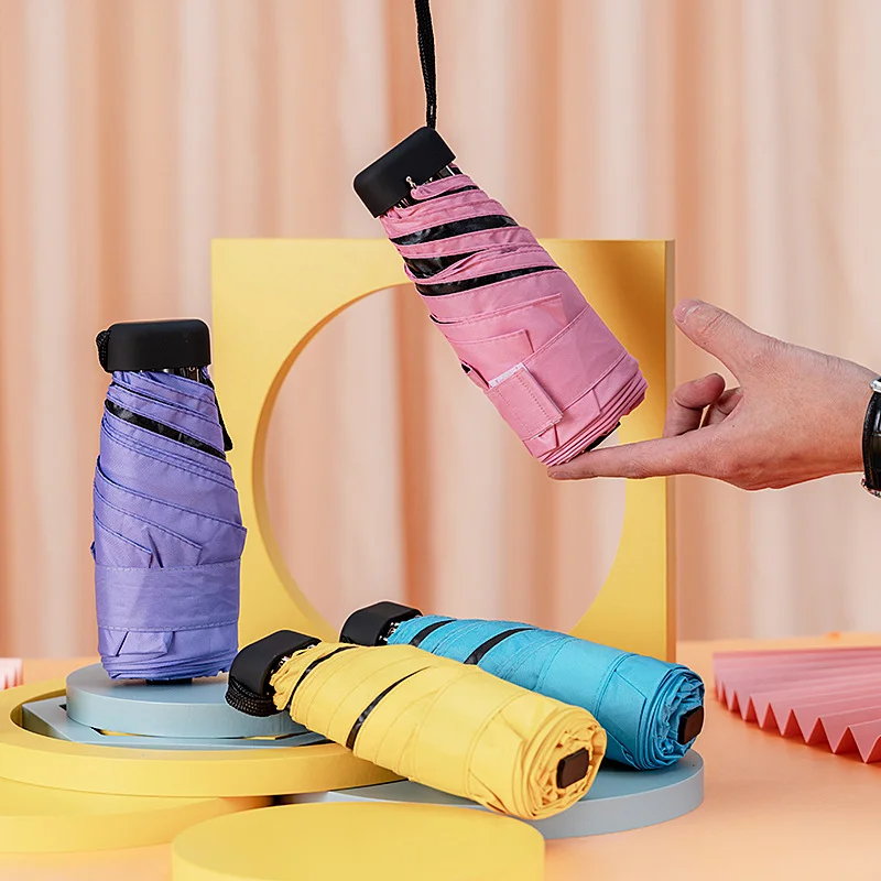Ombrello da uomo portatile mini ombrelli tascabili prevenire l&#39;ombrello pieghevole a cinque pieghe da donna pieghevole antipioggia Uv