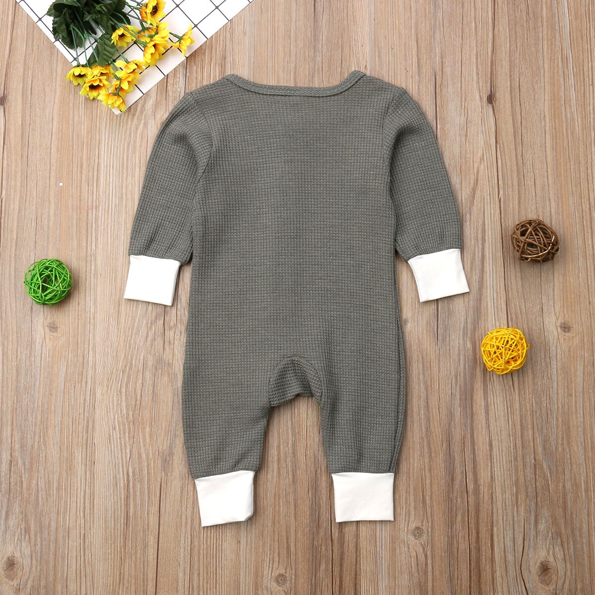 Nyfødt spædbarn baby sovekabine lange ærmer knapper op nattøj efterår tøj ét stykke 0-18m