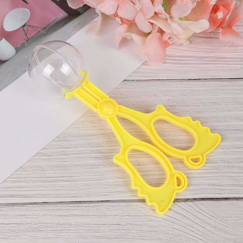 1 Pieza de plástico Bug Insect Catcher tijeras pinzas para niños herramienta práctica de oficina escolar: Amarillo