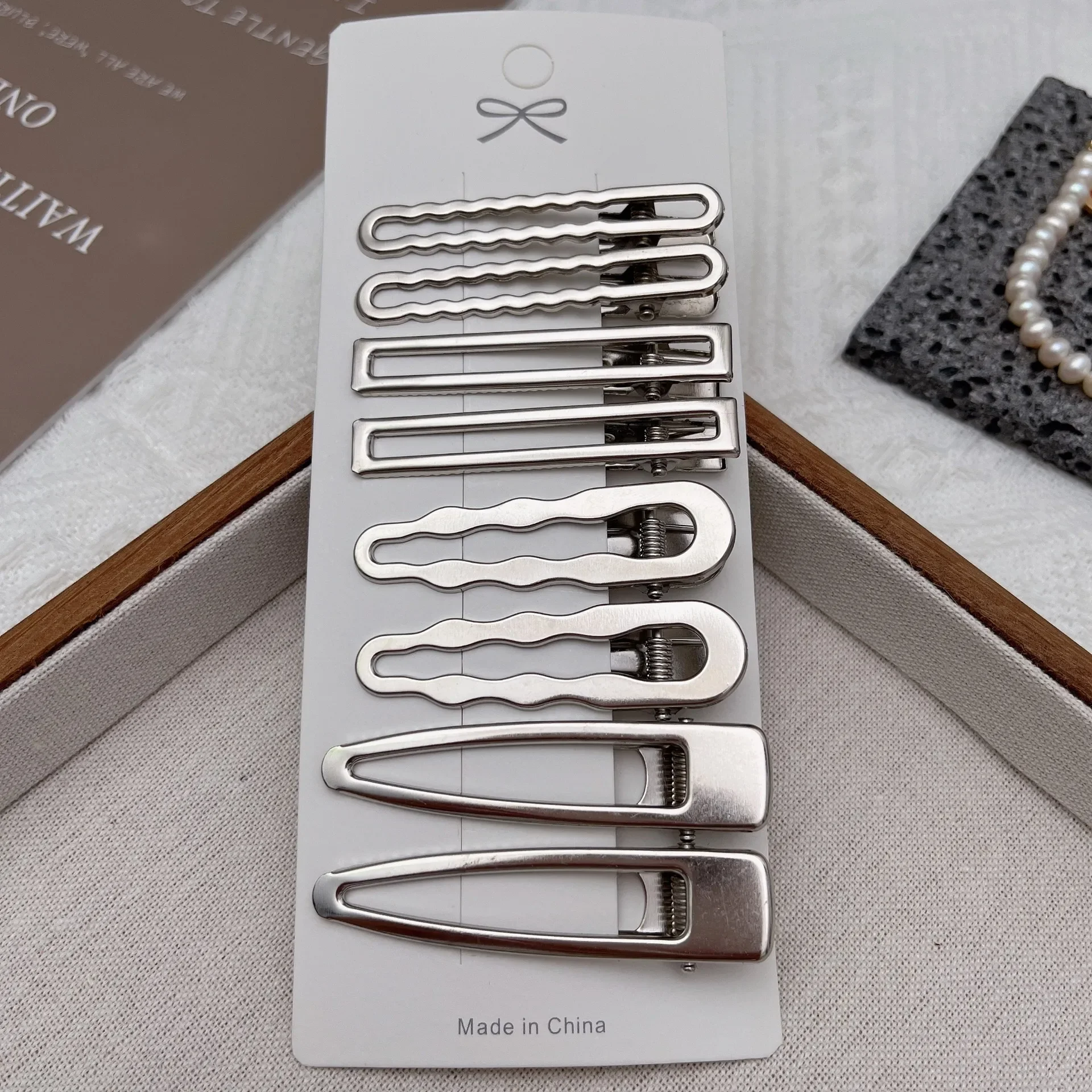 Splitter Metall Haarspangen Frauen Mädchen Y2K Entenschnabel Haarnadel Persönlichkeit Pony Seite Kopfbedeckung Haarspangen Haarspange Styling Zubehör: Schwarz