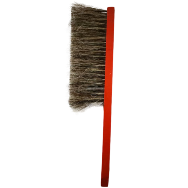 A variety of bee sweeps Beekeeping tools bee sweeper brush drives away bees and cleans beehives for beekeeper hive tools