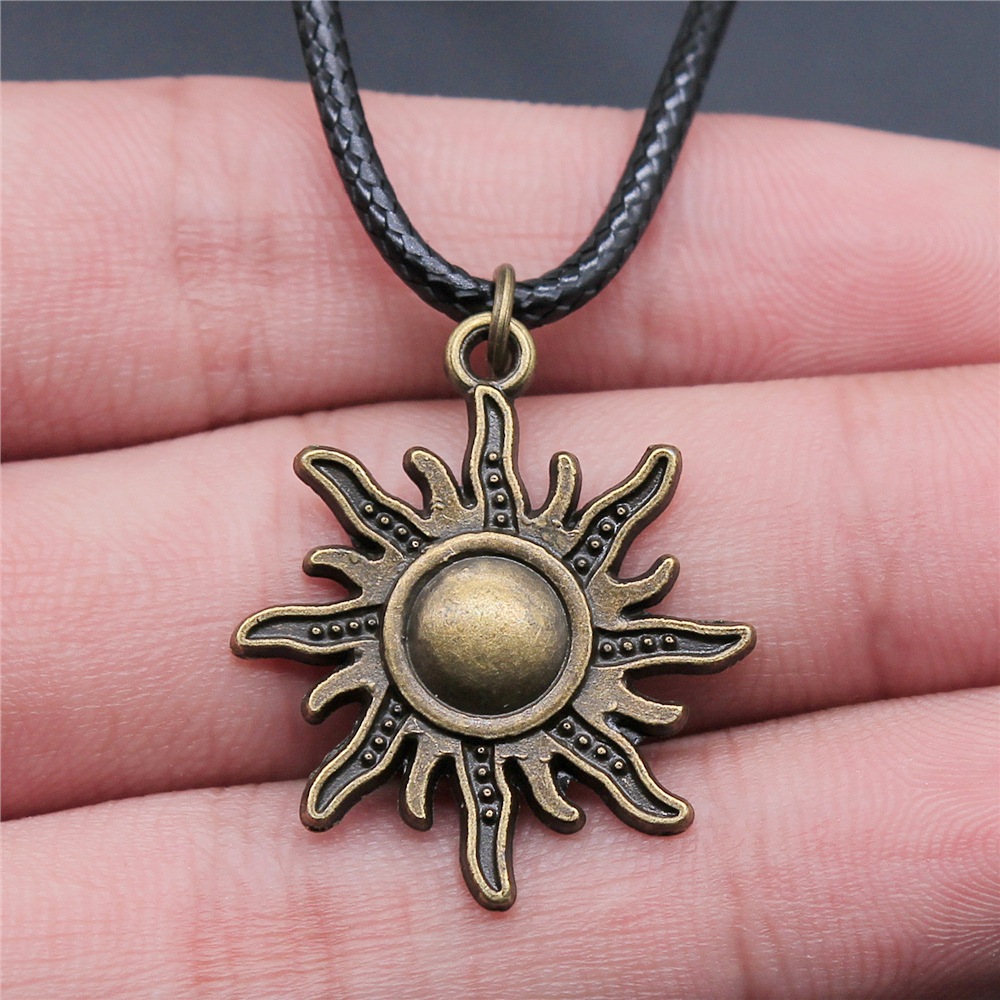 30 estilos Unisex amuleto Wicca joyería sol Luna estrella pentagrama colgante collar cordón de cuero negro: Rojo-marrón