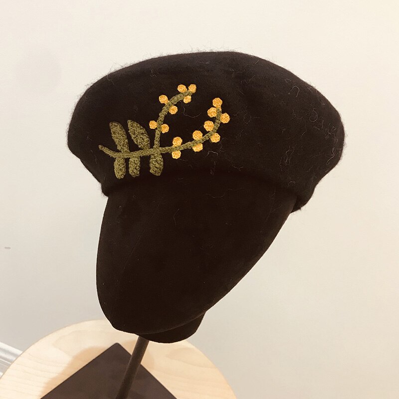 Klassieke Gebreide Warme Zachte Winter Baretten Geborduurde Bladeren Bloem Vrouwen Hoeden Wol Beanie Hoed Dames Franse Hoed 9 kleur: Black