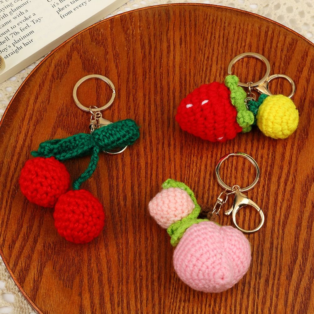 Neue gestrickte Frucht Schlüssel bund Simulation Erdbeer Kirsche Birne Pfirsich Schlüssel ring Frauen Mädchen Auto tasche Schlüssel Anhänger Schmuck Schlüssel halter