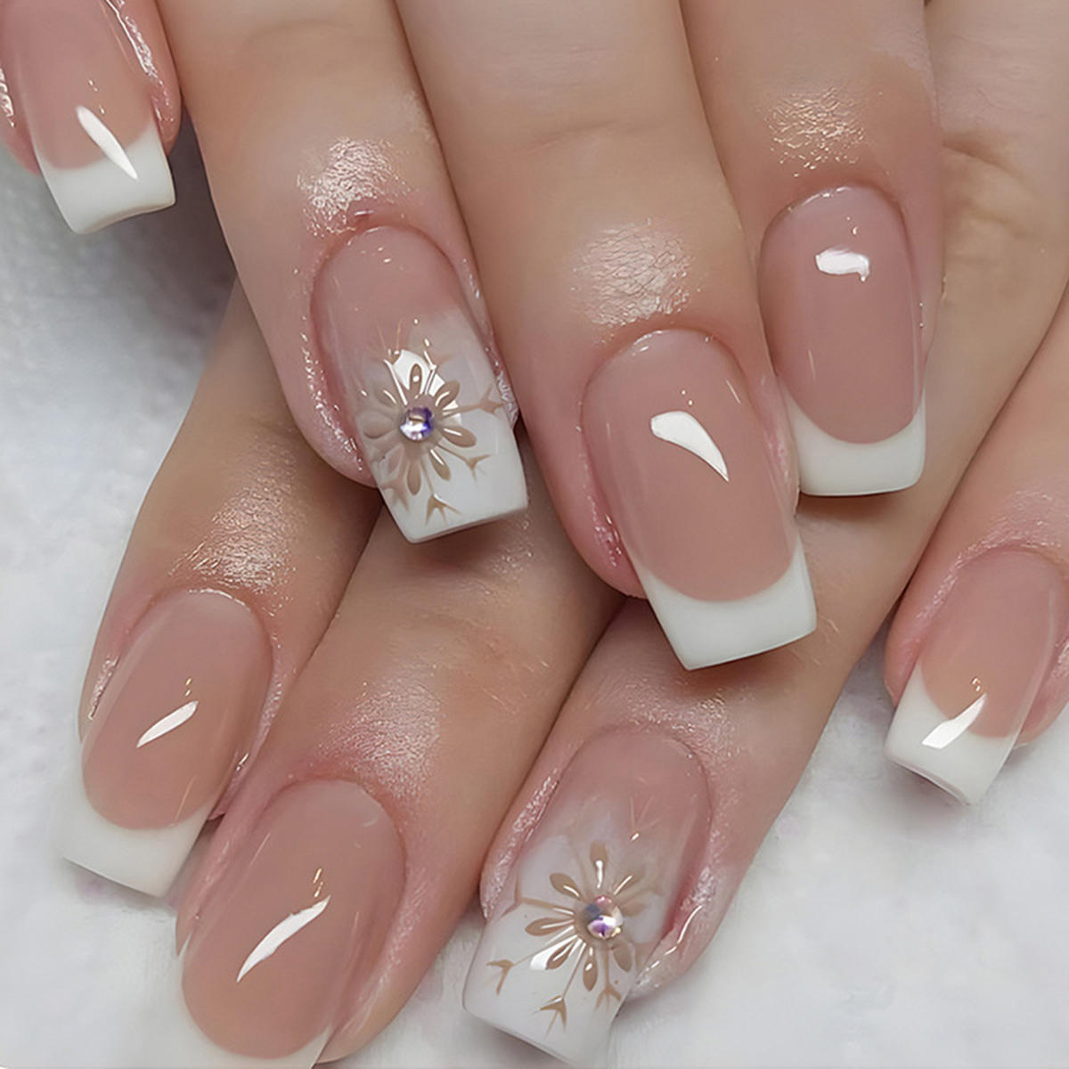 4 ensembles/96 pièces à pression carrée sur les ongles: points dégradés/floral/multicolore. Longueur moyenne brillante avec fichiers et gels. Fête et quotidienne. Détachable: Rose