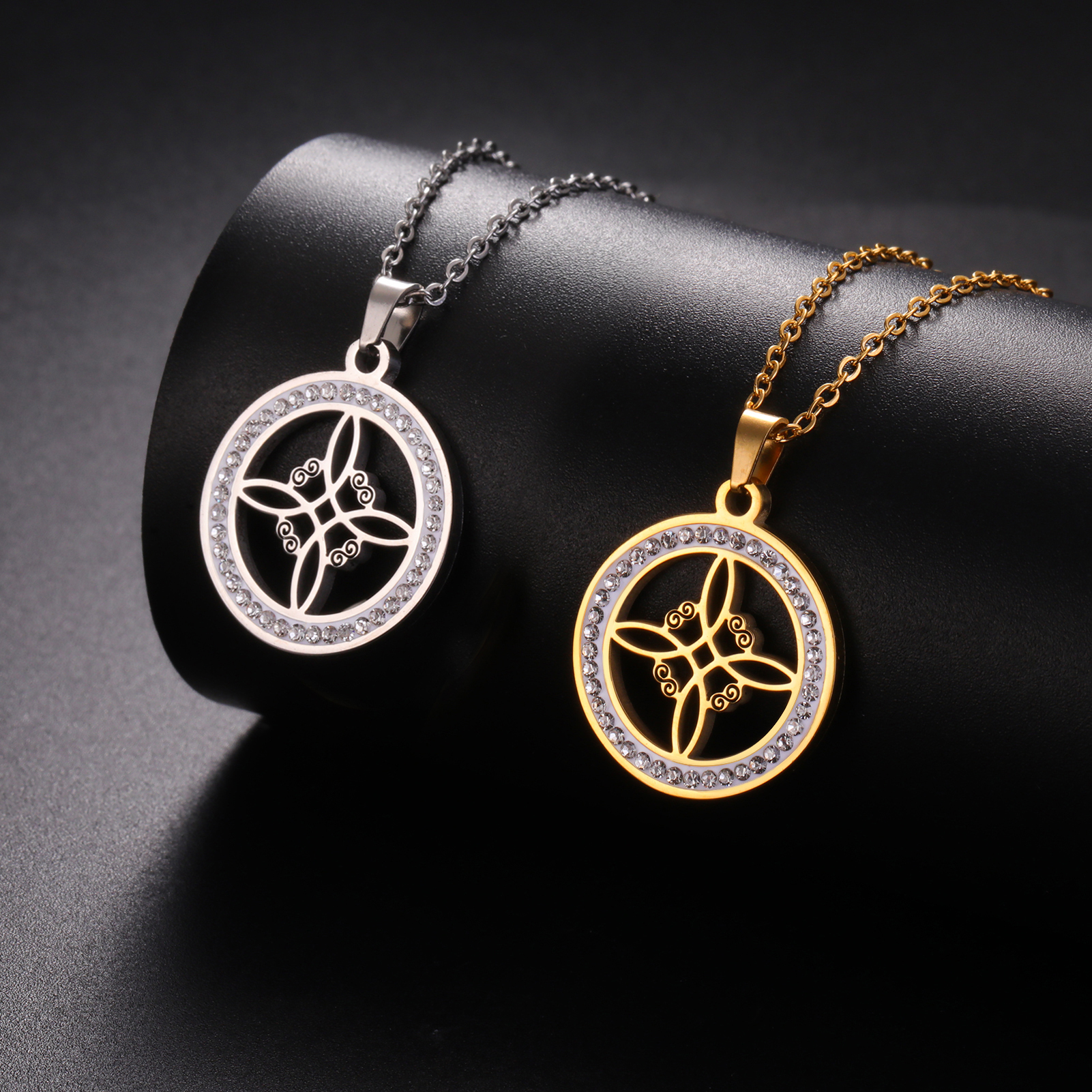 Skyrim Collar de nudo de bruja brujería, colgante redondo de circón transparente de acero inoxidable, amuleto, joyería Wicca, de cumpleaños