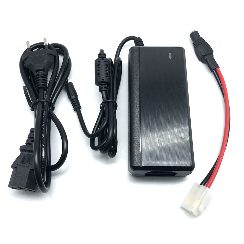 AC-138 12V 5A Wall Power Supply Charger Adaptor for QYT KT-8900 KT-8900D KT-7900D VV-808S VV-898S BJ-218 BJ-318 Mobile Car Radio: black
