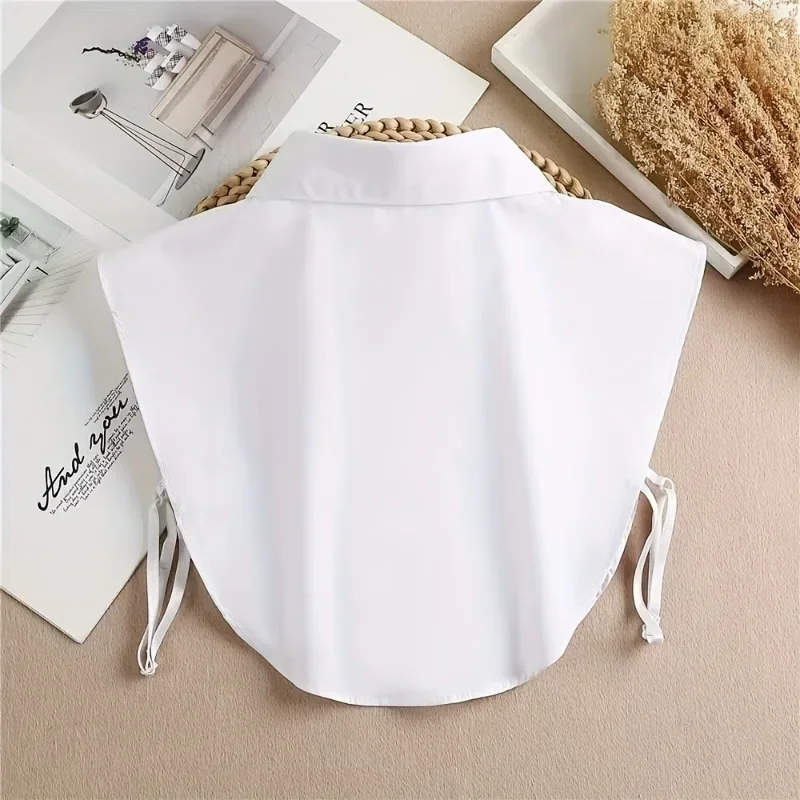 A detachable striped collar shirt vest with a pointed collar to prevent exposure and multifunctional decoration