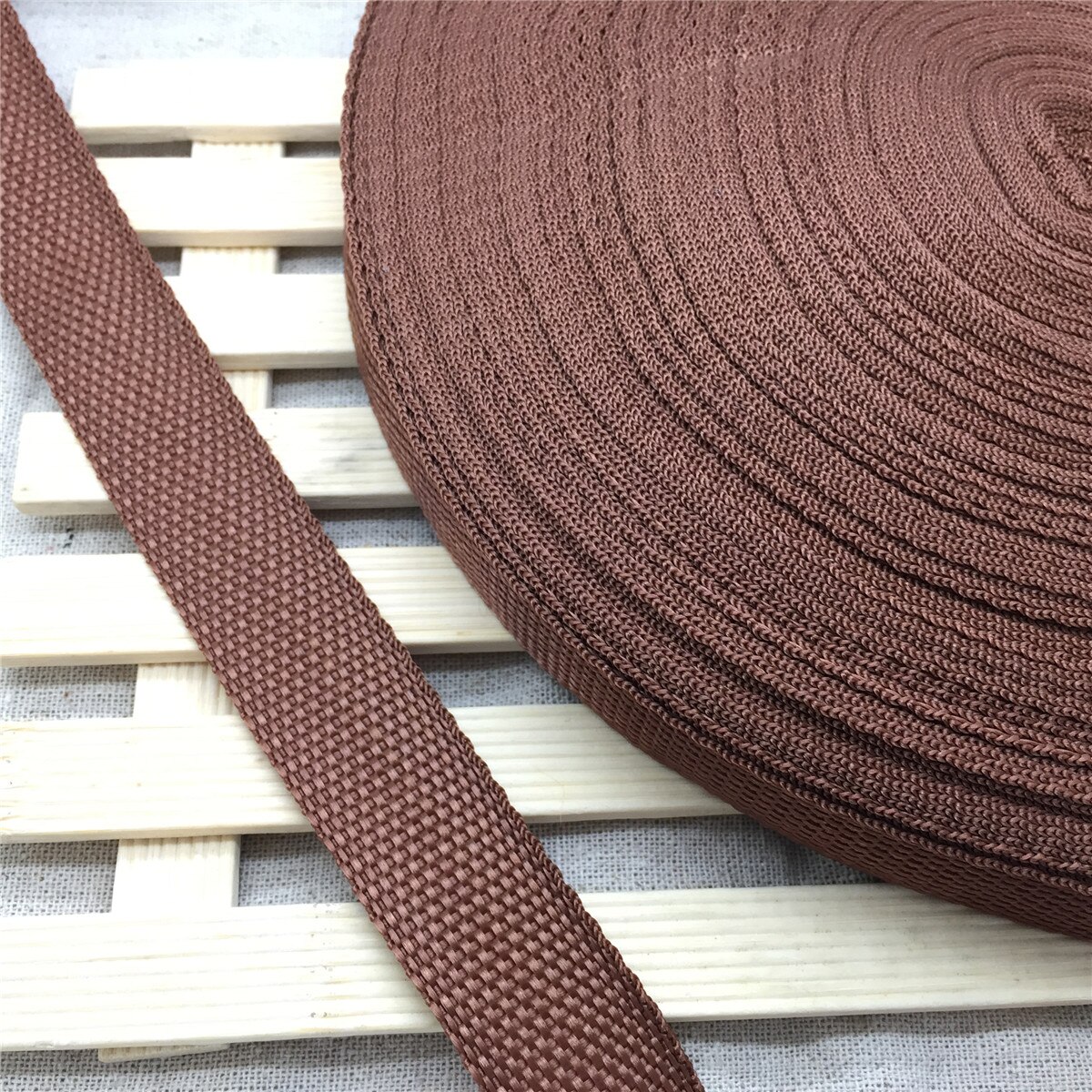 10 Yards/Roll 30mm Wide Strap Nylon Webbing knapsack Strapping Bags Crafts: Brown