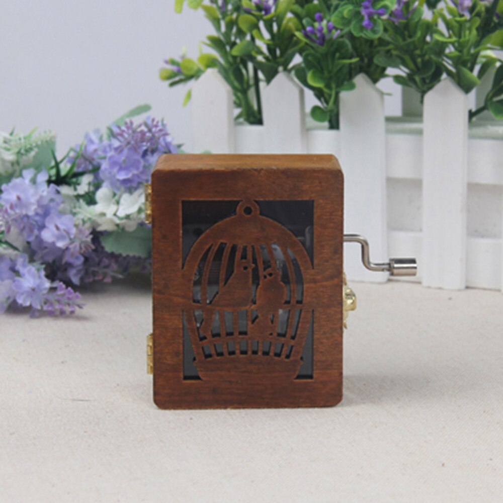 1pc boîte à musique mignon stylé Chic en bois boîte à musique mécanique boîte à musique en bois boîte à musique à manivelle boîte à musique