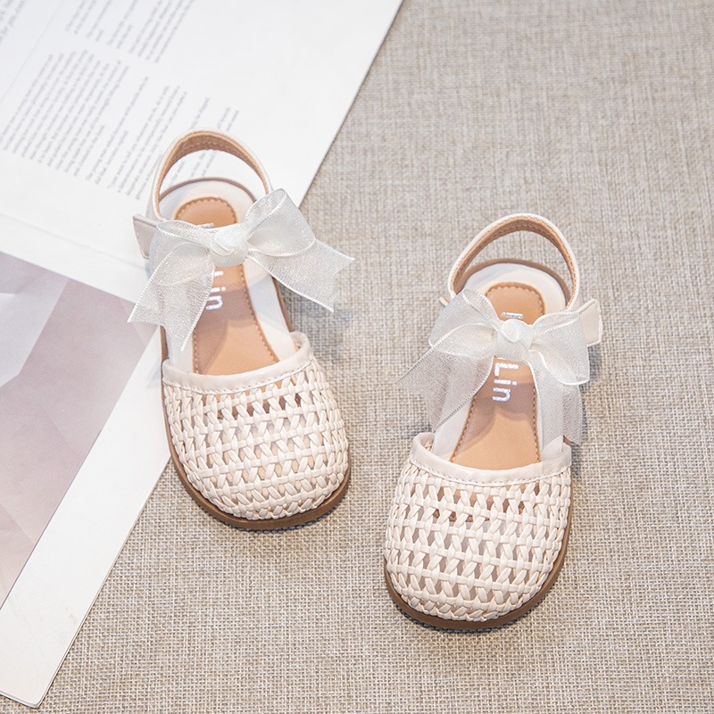 Gevlochten sandaal voor meisjes Prinses Zomerschoen Kind Zachte zool Dichte tenen Vlinder Strandschoen Kinderen Vrijetijdsschoen Beige Bruin Zilver: Beige / 28