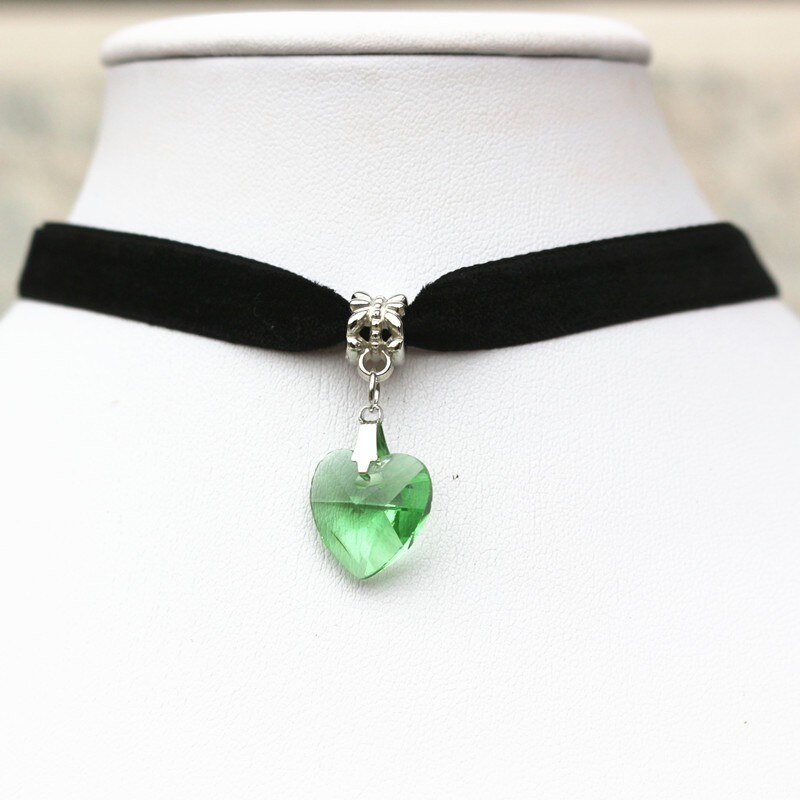 Gothic Lolita Punk Driehoek Choker Ketting Zwart Fluwelen Steampunk Tattoo Kettingen Draaimomenten Sieraden Sleutelbeen Colar Bijoux: N2015Light Green