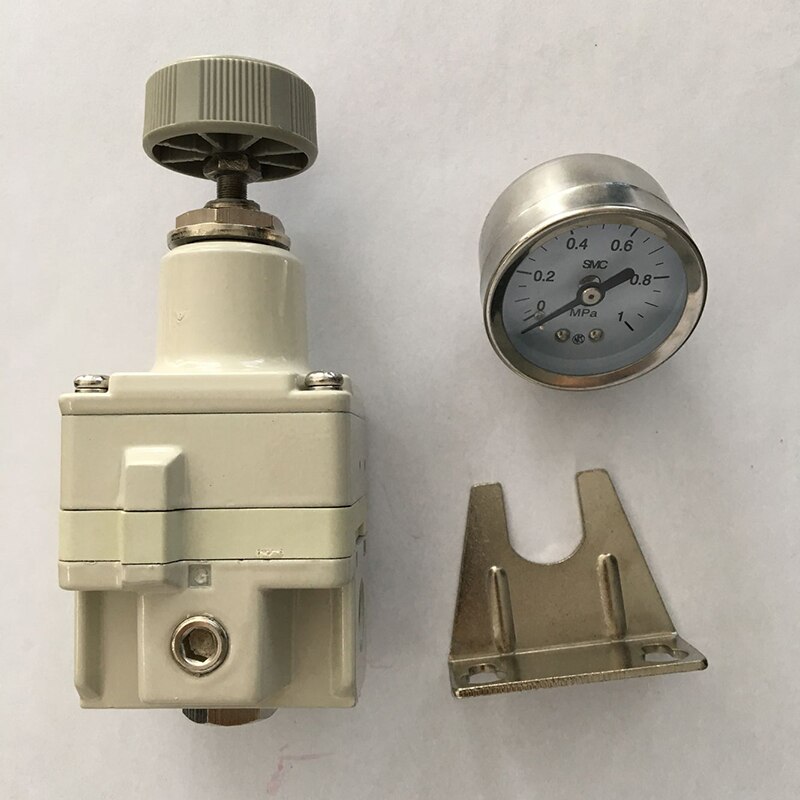 SMC type precision pressure regulator IR2000-02BG regulator with pressure gauge and bracket munal control 0.005-0.2Mpa