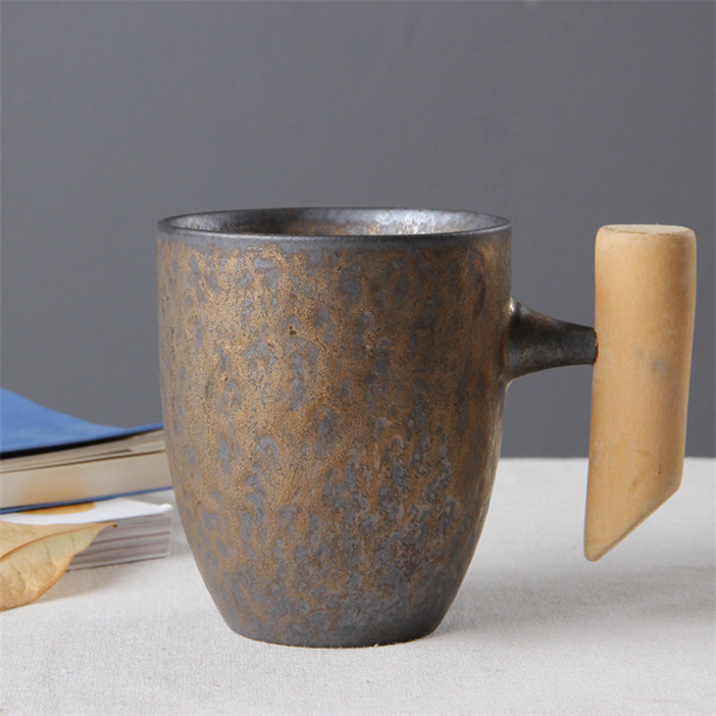 Japansk stil vintage keramisk kaffemugg tumlare rostglasyr te mjölk ölmugg med trähandtag vattenkopp hemmakontor drinkware: Brun
