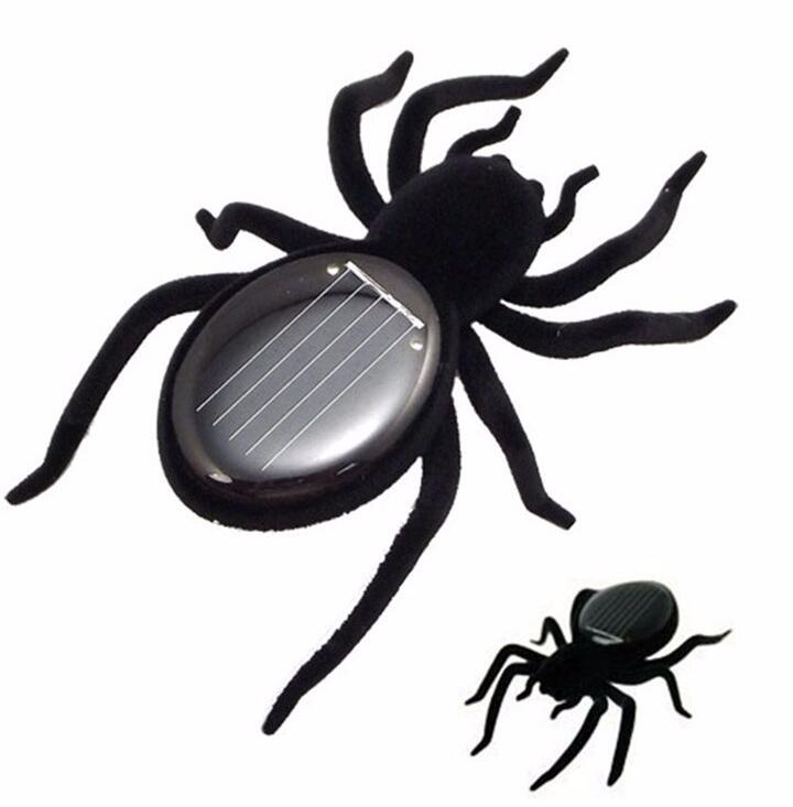 10 stks/partij Educatief Zonne-energie Spider Kakkerlak Sprinkhaan Vlinder Toy Gadget Kids