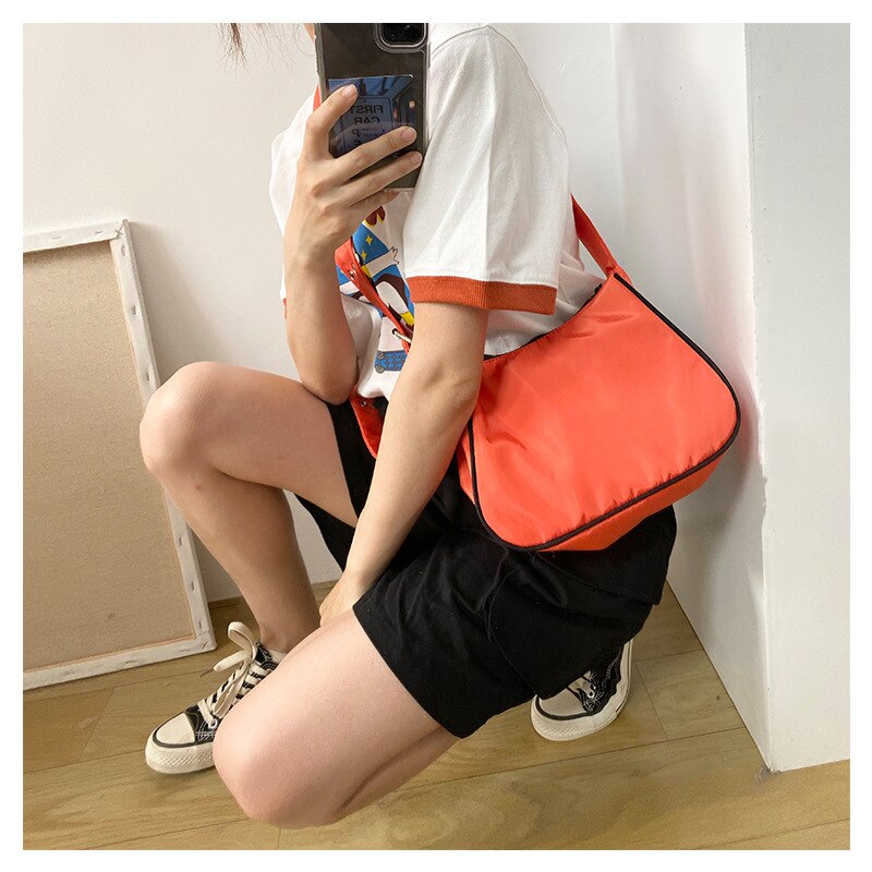 Casual Polyester Vrouwen Hobos Kleine Schoudertas Dames Messenger Bags Vrouwelijke Meisjes Daily Travel Oranje Oksel: orange