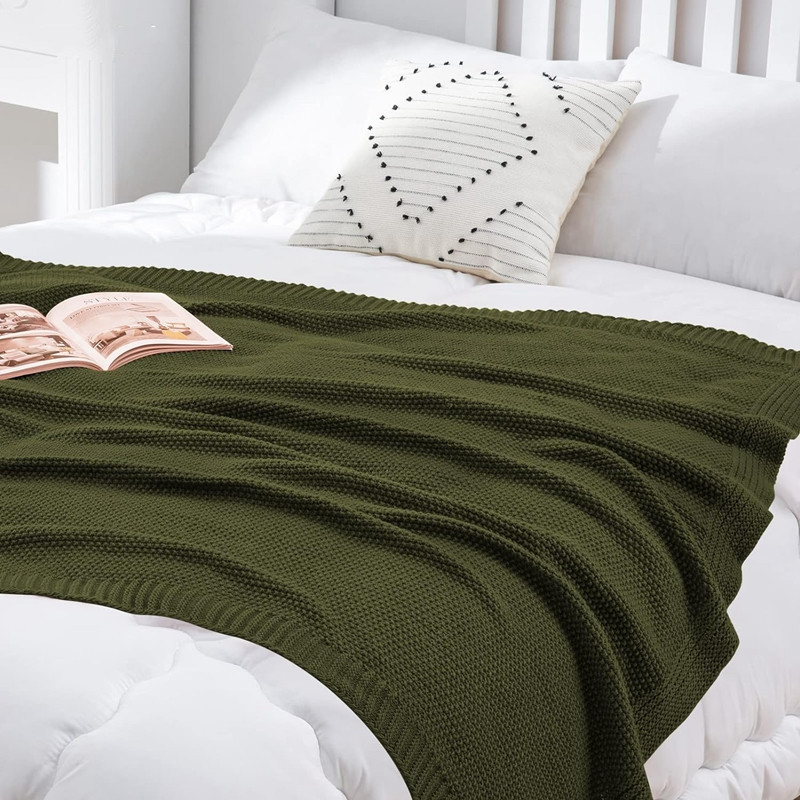 Inyahome-olivgrön pläd, mjuk, mysig kabelstickad filt för säng och soffa, dekorativa julplädar i lantlig stil