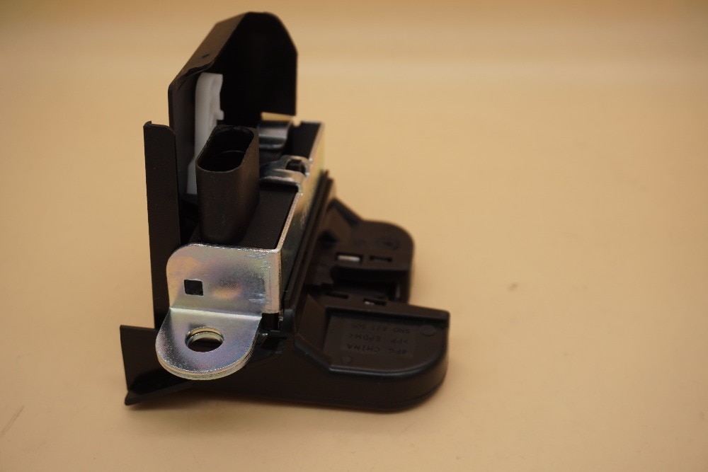 for vw VOLKSWAGEN GOLF V 1K VI 5 6 mk5 mk6 gti PASSAT 3C b6 b7 TOURAN TIGUAN Rear Trunk Boot Lid Lock Latch tailgate