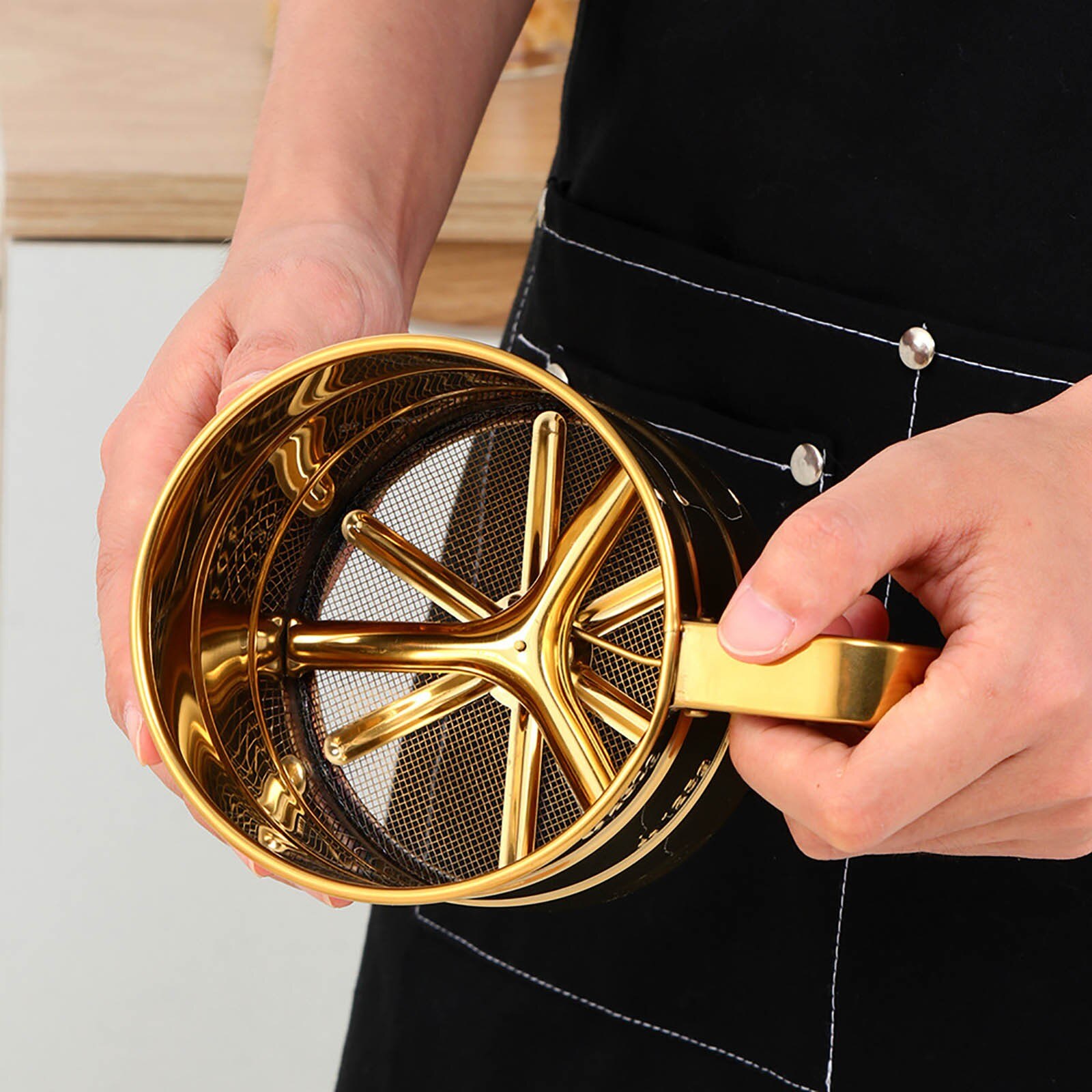 Kitchen Tools Stainless Steel Mesh Flour Sifter Mechanical Baking Icing Sugar Shaker Sieve Tool Cup Shape Multi