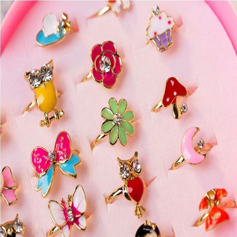 36 teile/schachtel Liebe Kinder Nette Süße Ringe Blume Tier Schmuck Zubehör Mädchen Kind Finger Ringe