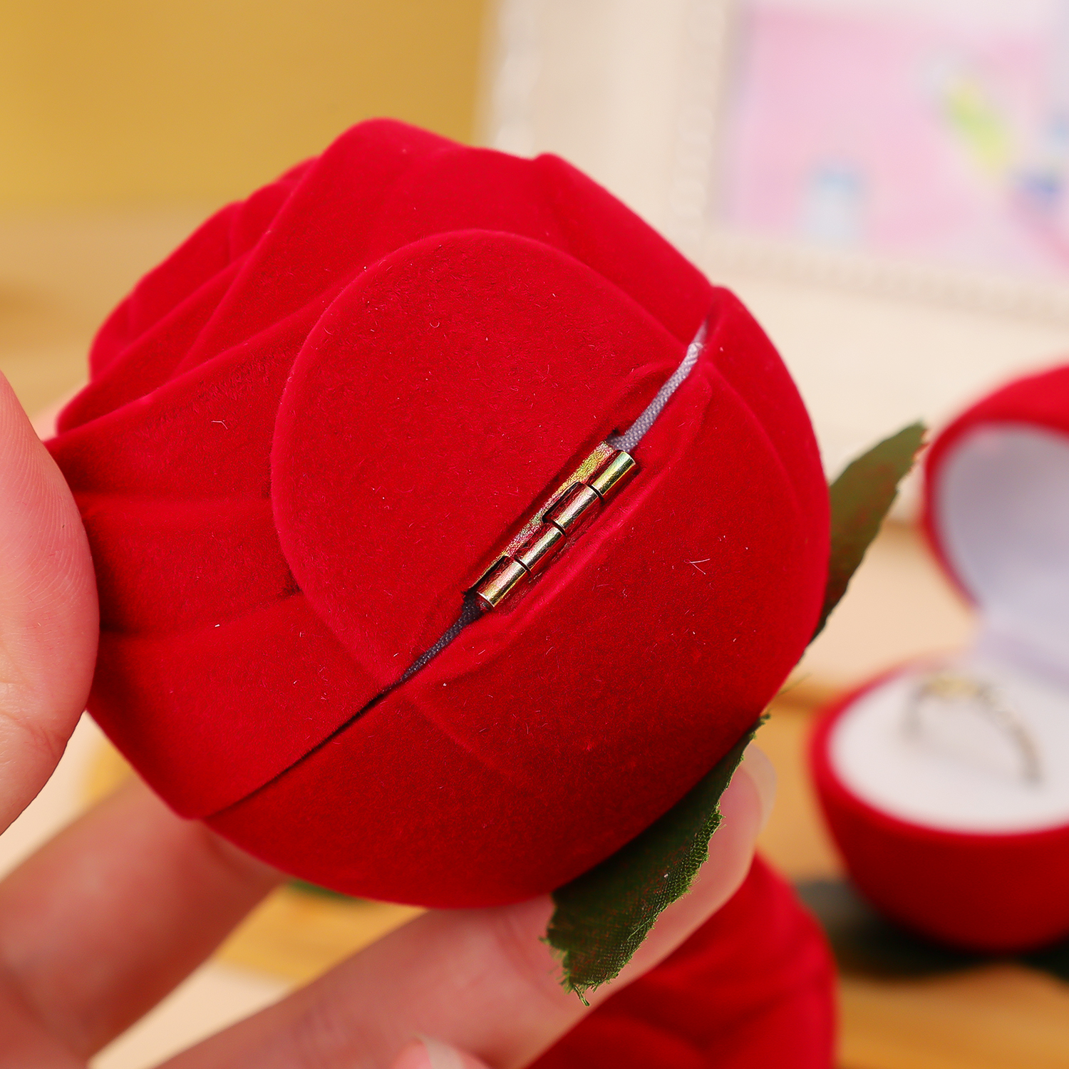 Flocking rose blomst ringæske smykker halskæder øreringe organizer vielsesringæske disk display emballage valentinsdag