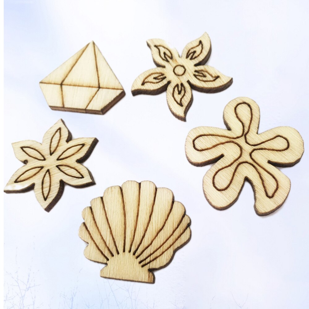 100 pcs Wooden Pieces DIY Cartoon Embellishments Wood Ornament Cutouts Craft for Home Decoration