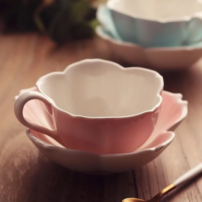 Tasse à café en céramique en forme de fleur avec soucoupe, ensemble de plateaux à Dessert, style européen léger de luxe, romantique, thé de l&#39;après-midi, lait, plat à gâteau