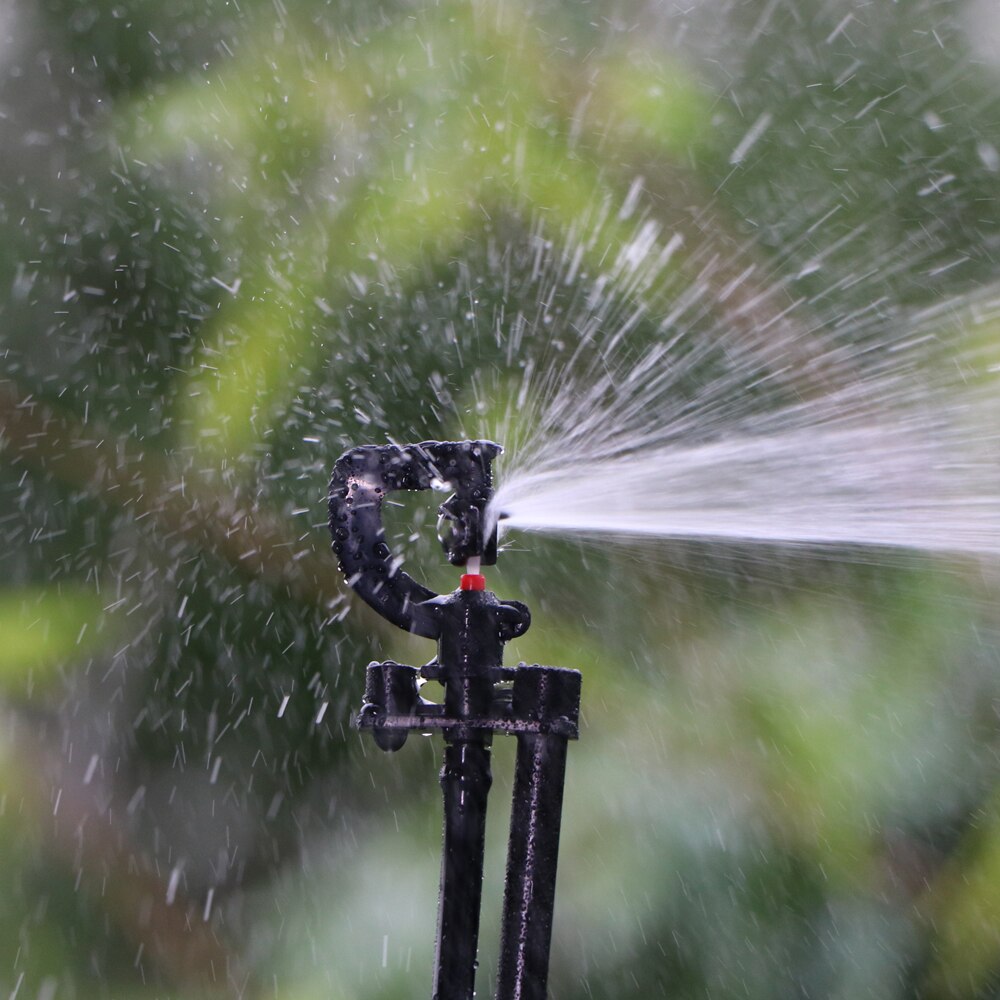 100PCS 90 Degrees Sprinklers Garden Watering Irrigation Nozzle with 1/4&#39;&#39; Barb 6 Types Different Flux G Refraction Spray Heads