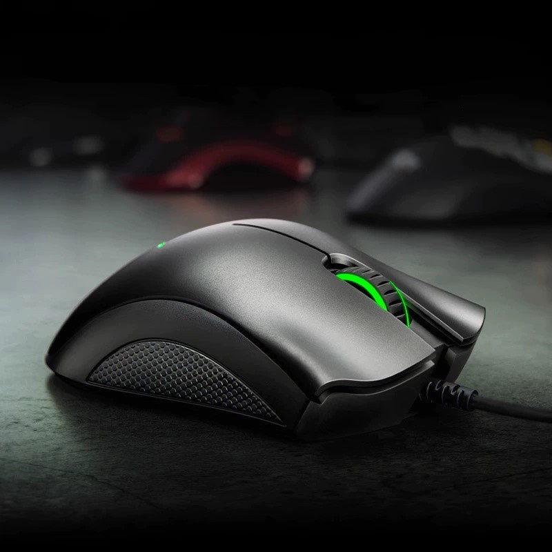 E-sports Grade Optical Sensor Black And White 6400DPI Wired Gaming Mouse Recommended By Players