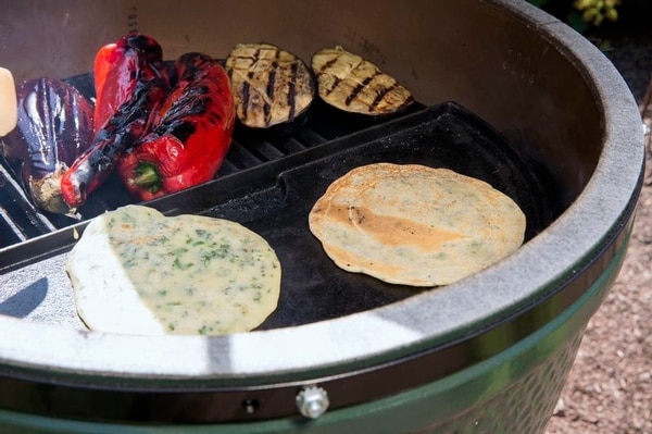 Halvmåne støbejernspande til 21 tommer kamado værktøj kamado tilbehør bbq grill tilbehør kamado reservedele no.au-hcg -21