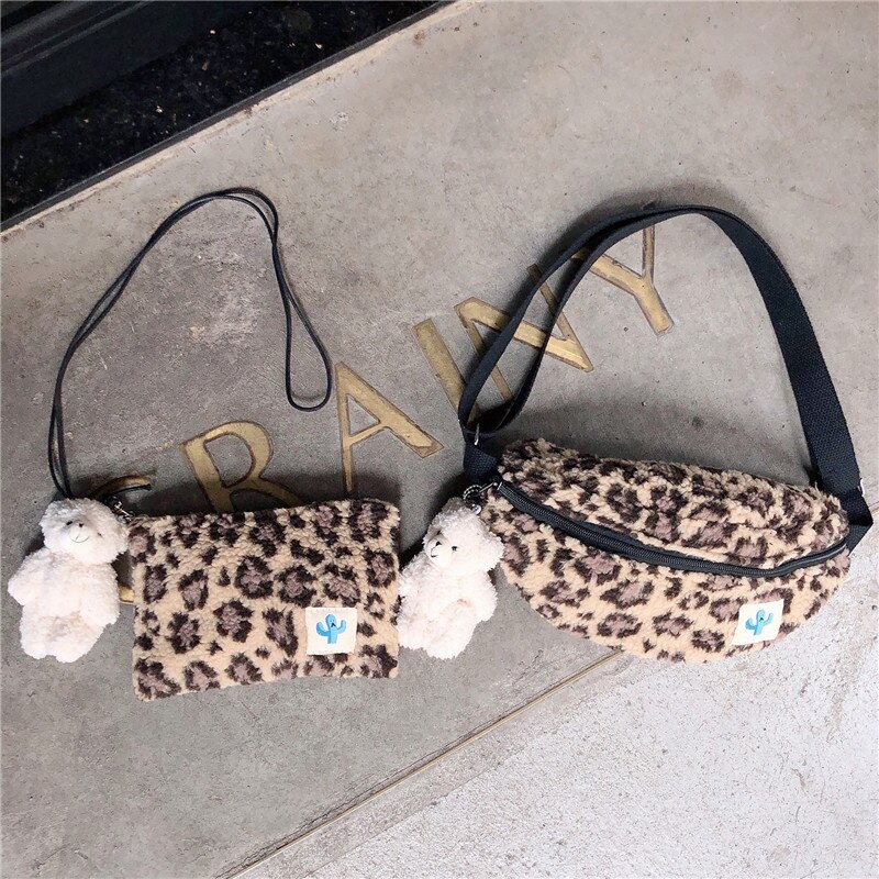 Frauen Korallen Vlies Brust Tasche Mädchen Jahrgang Leopard ist hingefallen Bote Taschen lässig Kupplung Bär Anhänger Handtaschen Schulter Tasche