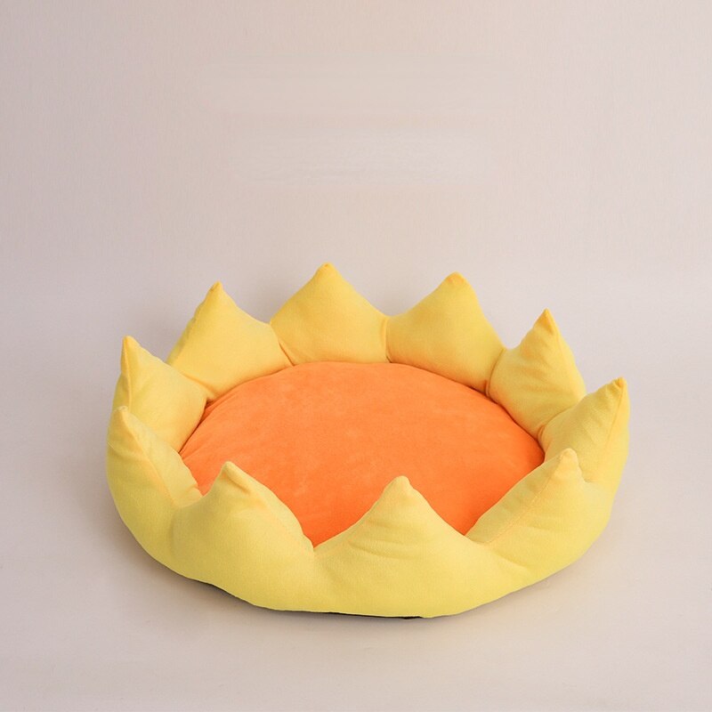 Pet four seasons universal bed cat and dog warm sleeping pad kitten and puppy crown shape nest kennel pet supplies: Yellow / XS