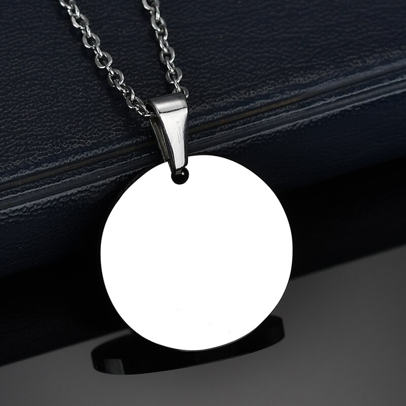 Lovely 316L Stainless Steel Family Necklace & Pendant For Mom Dad Son Daughter Love Cartoon Gold Color Link Chain Necklace