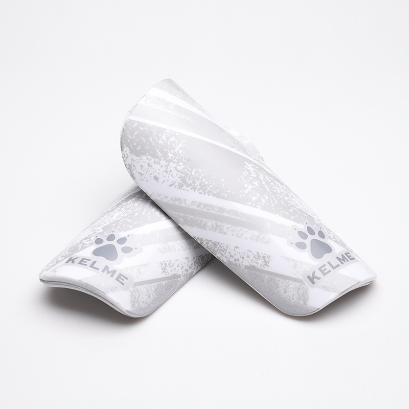 KELME espinilleras de fútbol protectores de fútbol almohadillas para adultos niños espinilleras calcetín ligero tablero de inserción niño entrenamiento Legging protector