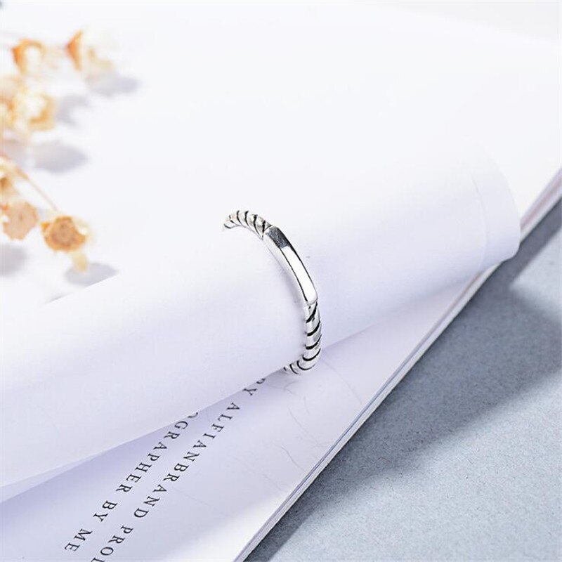 Retro Thai Silver Glossy Thread 925 Sterling Silver Jewelry Exquisite Thin Line Twist Pattern Opening Rings SR261