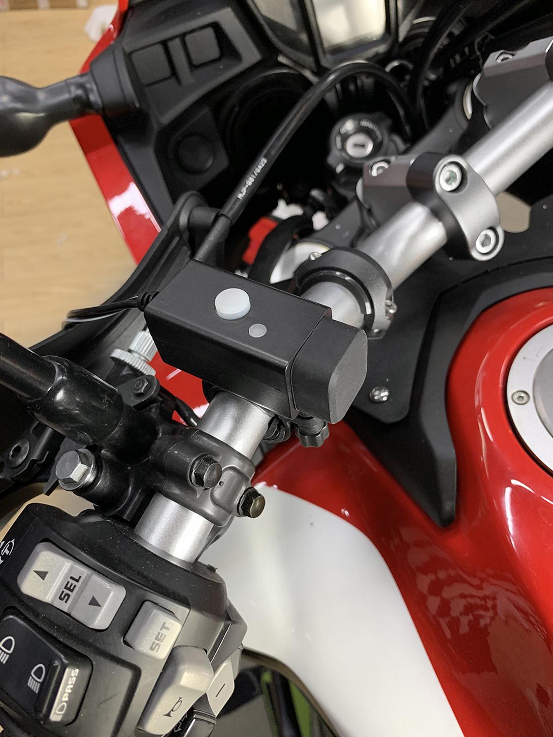 Dual USB 12V Waterproof Motorbike Motorcycle Handlebar Charger 5V 1A/2.1A Adapter Power Supply Socket for iphone Samsung Huawei