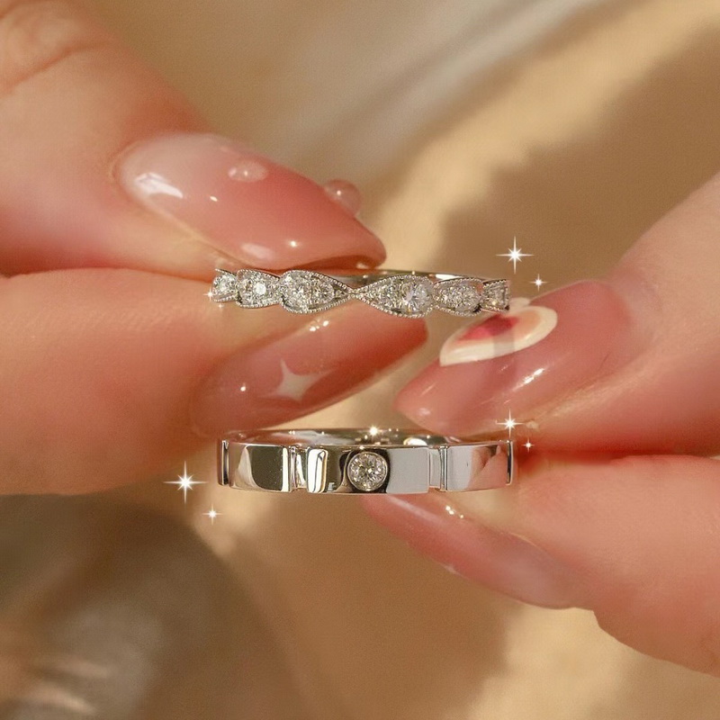 Nueva , anillos de pareja de lujo para mujeres y hombres, deslumbrante anillo cuadrado de circonia delicado, joyería romántica para el Día de San Valentín y la boda