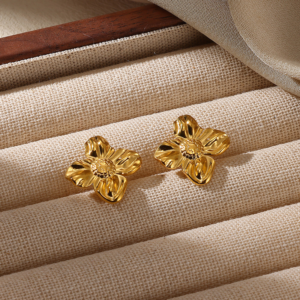 Geometric Flower Stainless Steel Earrings Women Sweet Sunflower Star Gold Color Ear Piercing Jewelry Wedding Accessories: Rhodium Plated