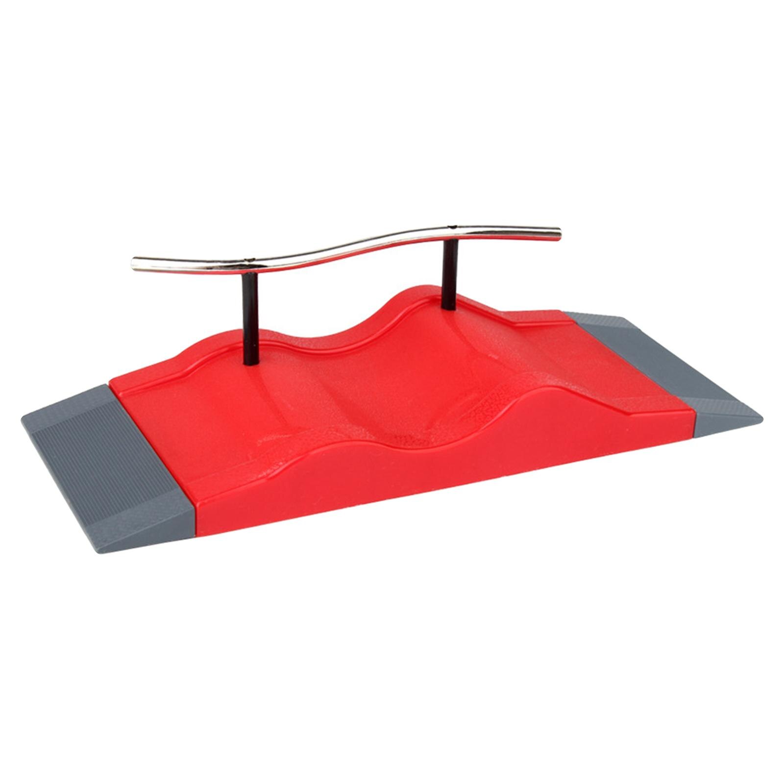 Mini trottinette de Skateboard à doigts, jouets, nouveauté sur le terrain, Kit de Skateboard pour l&#39;entraînement et la Coordination des doigts: D