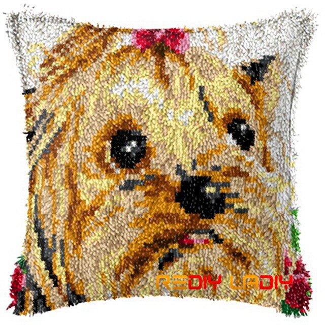 Latch Hook Kit Wolf Brothers Cushion Cover Pre-Printed Canvas DIY Yarn Crochet Crafts Pillow Case Size 43x43cm Sofa Bed Pillows: BZ933