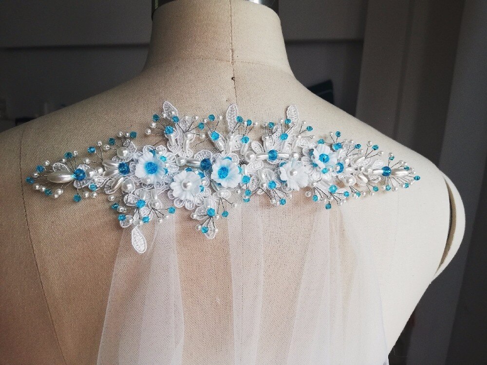 Aankomen 2 m Cut Edge Kam navy blauw/Rood/blac Lange Bridal Veils Cut Edge Wit Een layer Kant kralen parels Wedding Veils