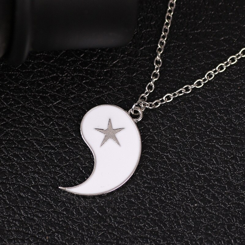 Paar Halsketten Set - Yin Yang Tai Chi Anhänger - Goldene Kette Schmuck für Liebende Freunde