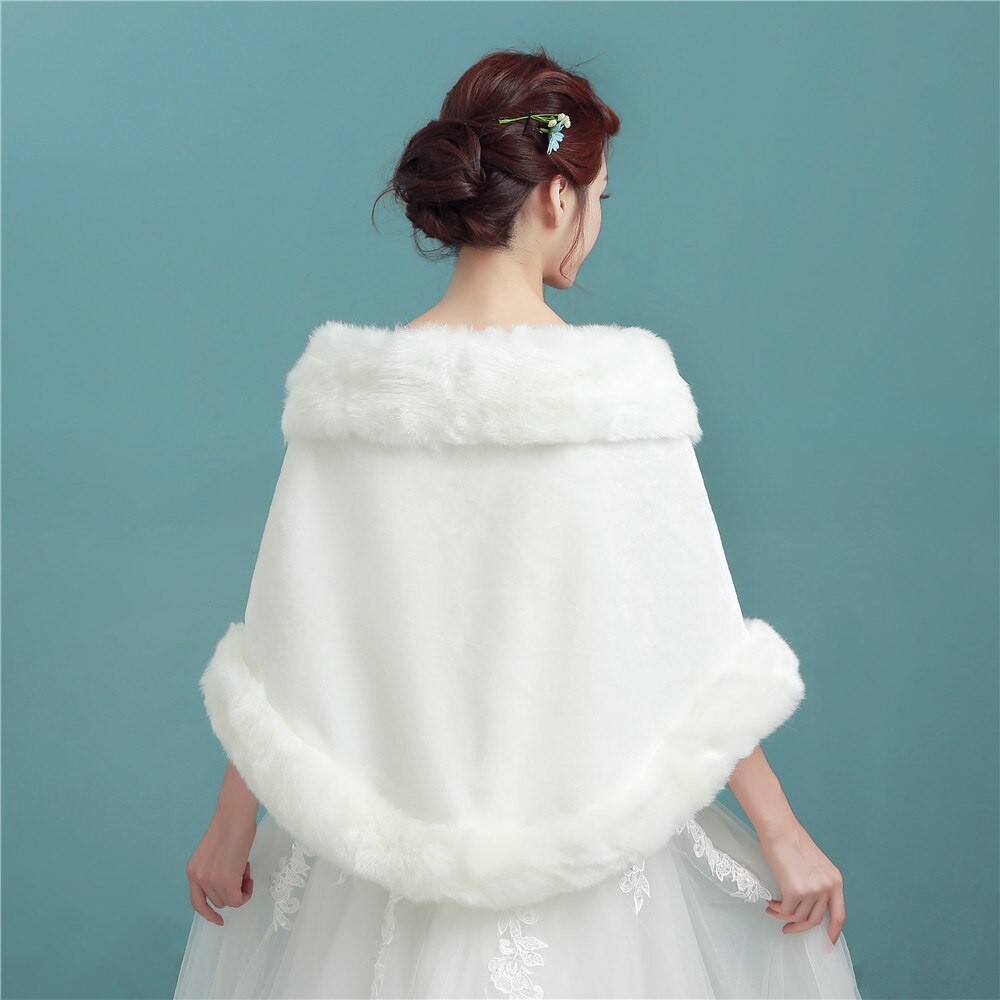 Winter Faux Fur Warm Bridal Wraps Beautiful Boleros Bridal Jacket Wedding Accessories